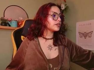 littlelua from CamSoda
