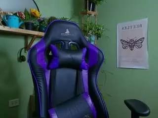 littlelua from CamSoda