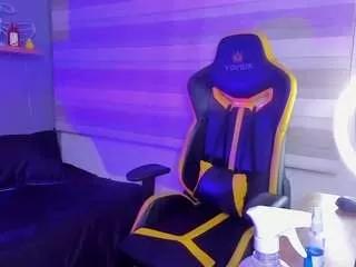 littlelua from CamSoda is Freechat