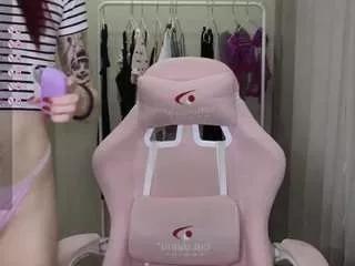 littlevildevil from CamSoda