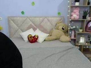 lolahikls from CamSoda