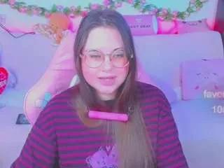 lolisuccub from CamSoda is Freechat