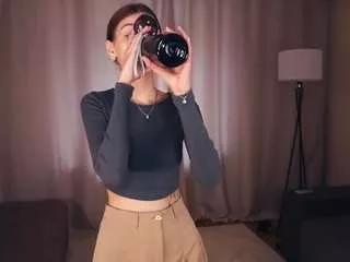 loracrenshaw from CamSoda is Freechat