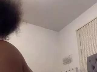lovelyhustle from CamSoda is Freechat