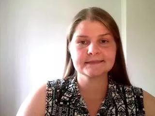 lovexcaroline from CamSoda is Freechat