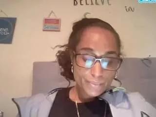 loveyoursoul4uitsdeep from CamSoda is Freechat