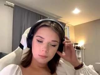 Photos of lucilatyssens from CamSoda is Freechat