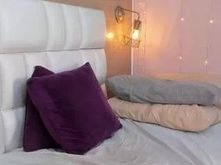 lucycanels from CamSoda is Freechat
