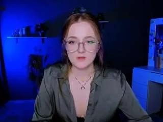luna-berryy from CamSoda is Freechat