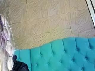 Lunacolinns webcams show profile image 