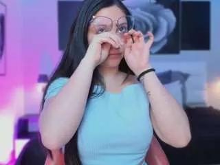 luucyjoness from CamSoda