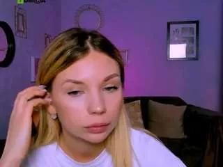 madam-ulis from CamSoda