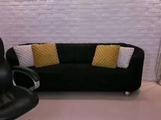 mararicci from CamSoda