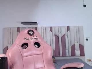 mc-stanfort from CamSoda is Freechat
