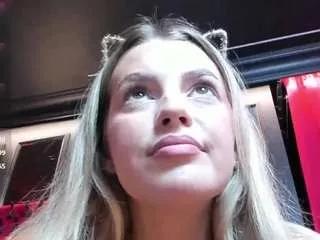 miaastarr from CamSoda is Freechat