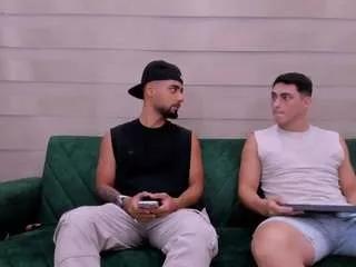 mike-tower from CamSoda is Freechat