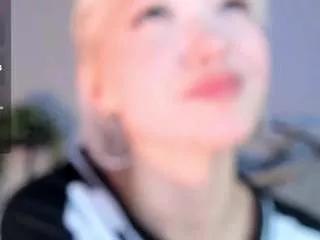 milli-sunrise from CamSoda