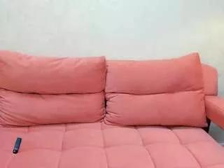 milly-rockk from CamSoda
