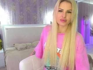 mirandaqueen from CamSoda is Freechat