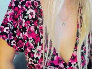 miss-bblonde1 from CamSoda is Freechat