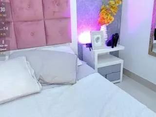 miss-connor from CamSoda is Freechat
