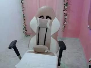 natalie-la-bellex from CamSoda is Freechat