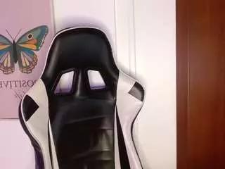novaross from CamSoda is Freechat