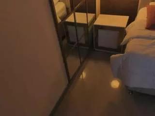 oh-hollyy from CamSoda