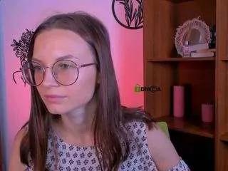 olivia-bee from CamSoda is Freechat