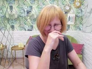 parischerry from CamSoda is Freechat