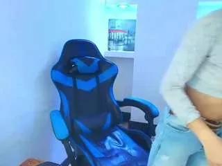 Photos of perla-purpura from CamSoda is Freechat