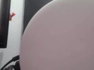 pleasure-milk from CamSoda is Freechat