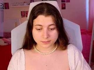 queen-michelle from CamSoda is Freechat