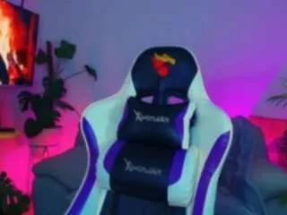queen-violett1 from CamSoda