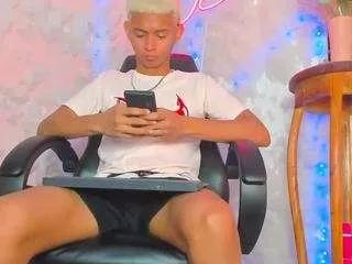 raamking5 from CamSoda is Freechat