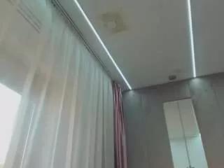 reina-cummingss from CamSoda is Freechat