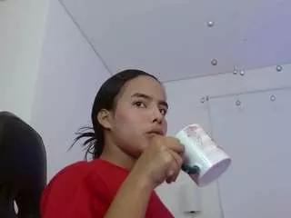 roxy-stone1 from CamSoda is Freechat