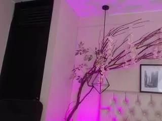 samantha-smiithh from CamSoda