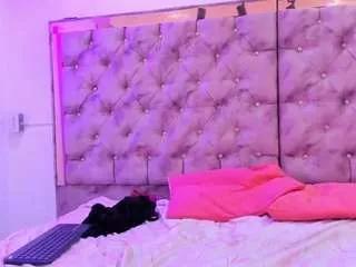 sara-angel23 from CamSoda is Freechat