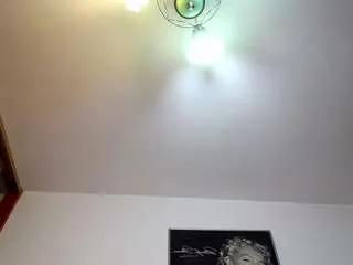 sarameow from CamSoda