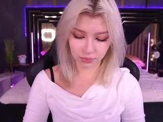 selenairiss from CamSoda