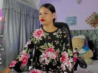 Photos of shaira-awada from CamSoda is Freechat
