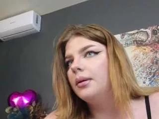 sophierossy from CamSoda is Freechat
