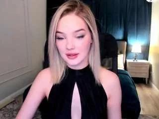 sophiesmithe from CamSoda is Freechat