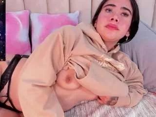 sweetdreams01 from CamSoda is Freechat