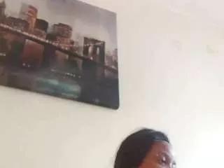 sweetnesssqueen from CamSoda