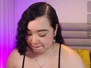 tiffany-giil from CamSoda