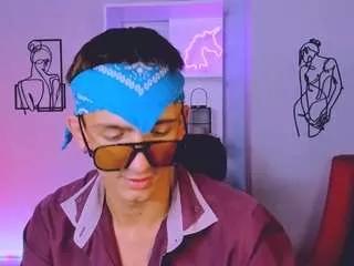 tobi-yours from CamSoda is Freechat