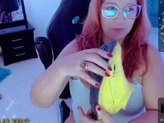 Girls: try live performances with matured performers, from dancing to quirks, in a variety of beautiful sex cams.