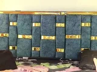vanessa-love2 from CamSoda is Freechat